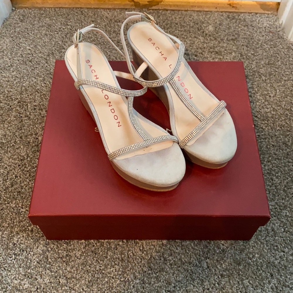 Sacha London smoke grey platform sandal size 7